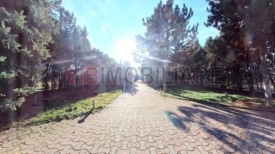 Casă cu 5 camere cu Piscina în Dămăroaia