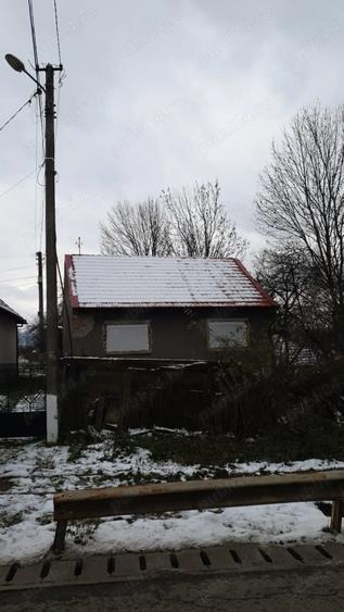 Casă cu 2 camere în Central