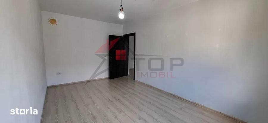 Apartament cu 3 camere decomandat în Valea Lupului — fotografia 3