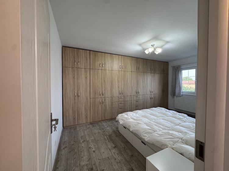 Casă cu 4 camere cu Teren 550 Mp în Crevedia