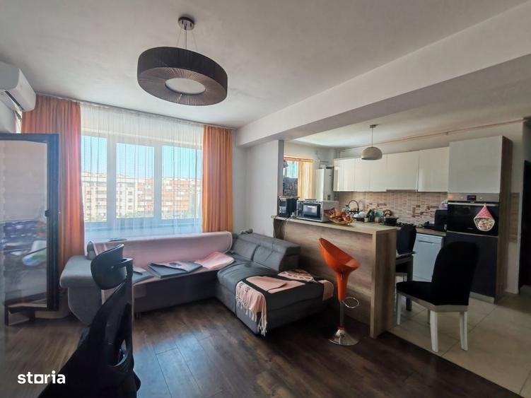 Apartament cu 3 camere în Faleza Nord