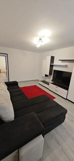 Apartament cu 3 camere decomandat în Vasile Aaron