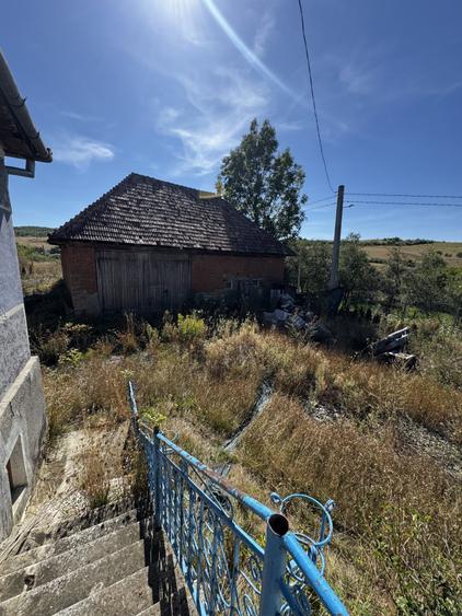 Casă individuală cu 2 camere cu Canalizare în Sânpaul