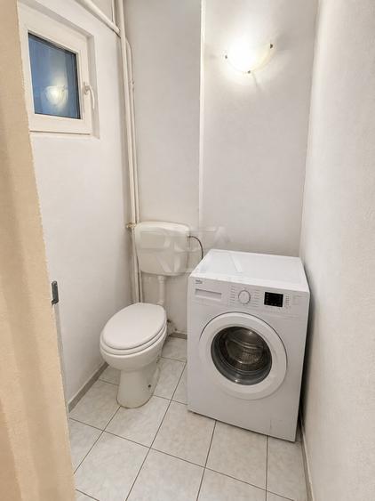 Apartament cu 3 camere decomandat în Rahova