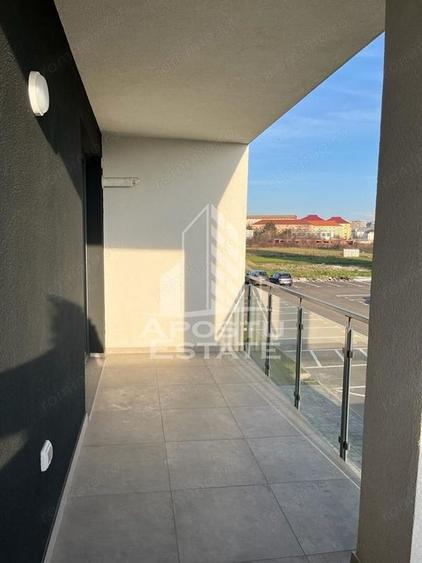 Apartament cu 2 camere semidecomandat în Torontalului