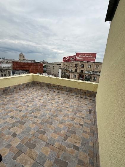 Garsonieră decomandată, mobilată în Calea Victoriei