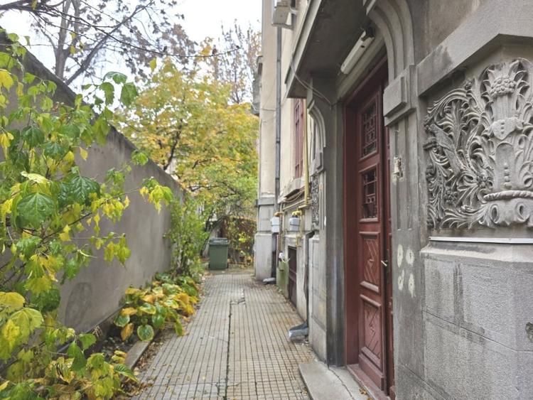 Apartament cu 5 camere circular, mobilat în Grădina Icoanei