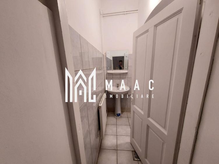 Casă individuală cu 12 camere cu Canalizare în Ultracentral
