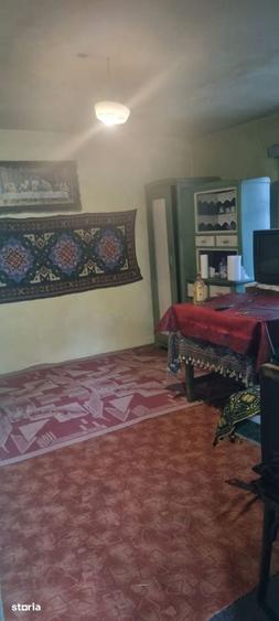 Casă cu 3 camere cu Teren 400 Mp în Rebrișoara