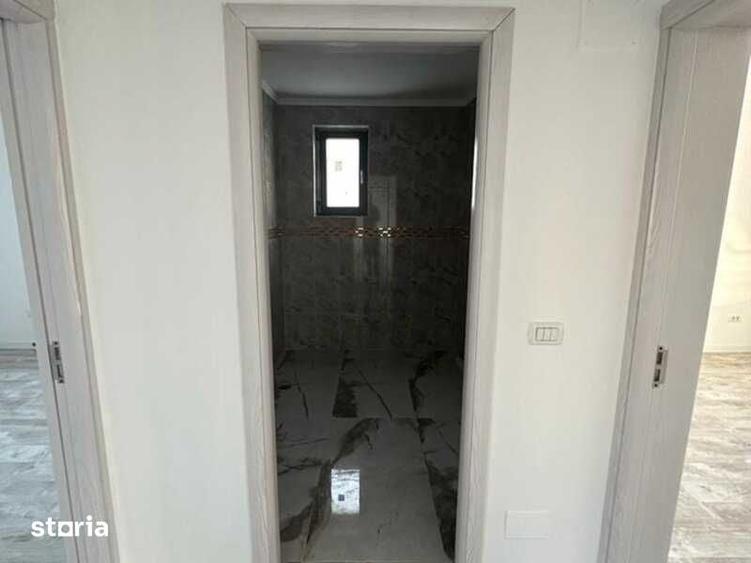 Casă cu 3 camere cu Teren 72 Mp în Central