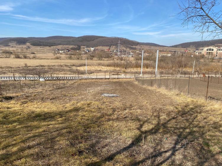 Casă cu 2 camere în Aghireșu