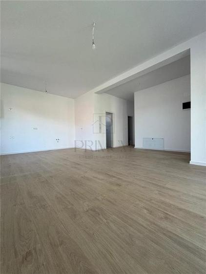 Duplex cu 4 camere cu Teren 380 Mp în Moșnița Nouă
