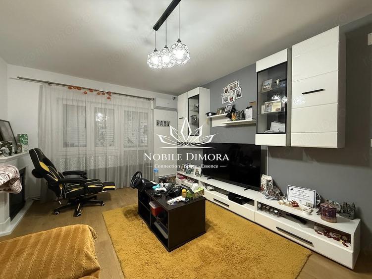 Apartament cu 3 camere decomandat în Bucovina