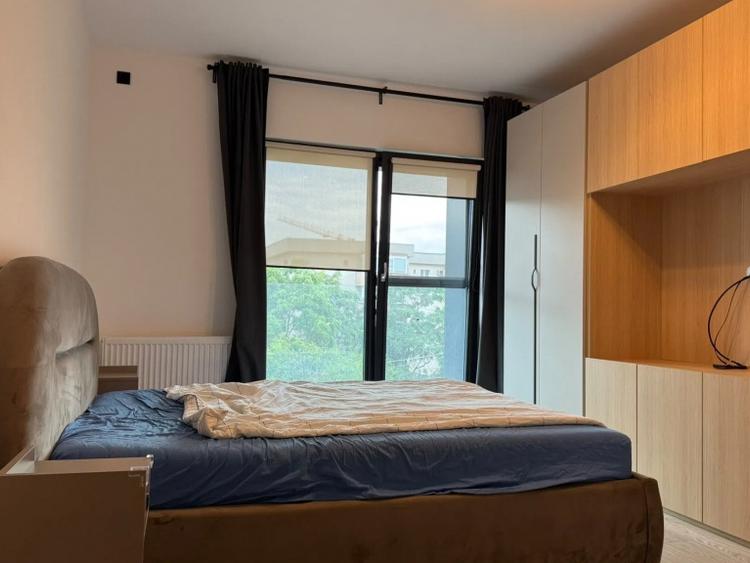 Apartament cu 3 camere decomandat, mobilat în Vitan