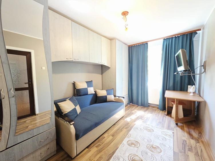 Apartament cu 2 camere decomandat în Micro 19