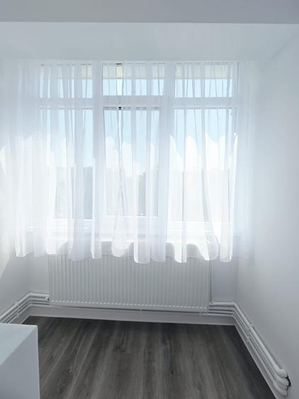 Apartament cu 2 camere decomandat în