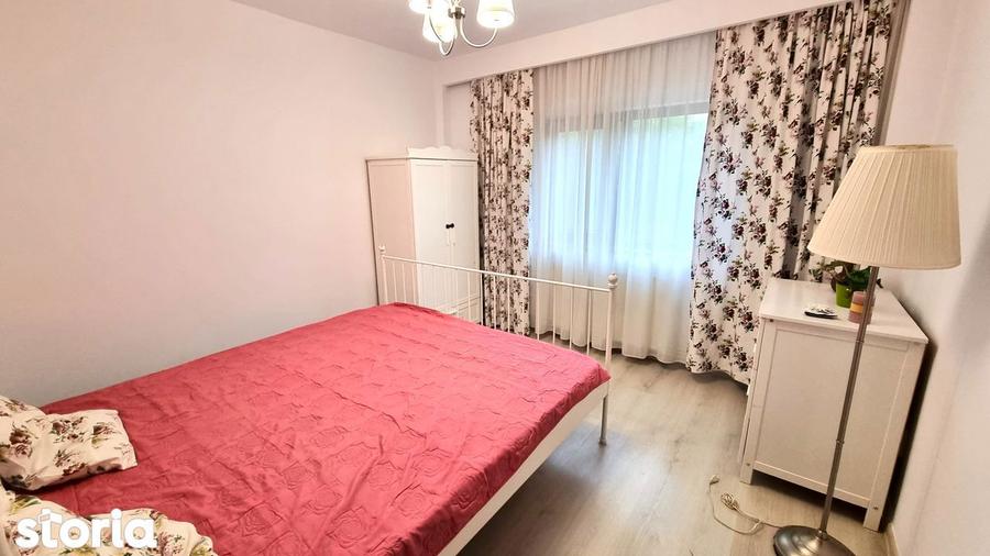 Apartament cu 3 camere în Malu Roșu