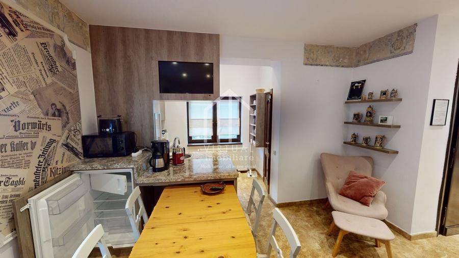 Apartament cu 3 camere semidecomandat, mobilat în Ultracentral