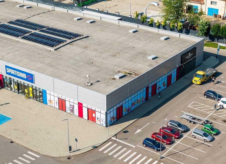 Spațiu comercial, de 5,360 mp, în Central