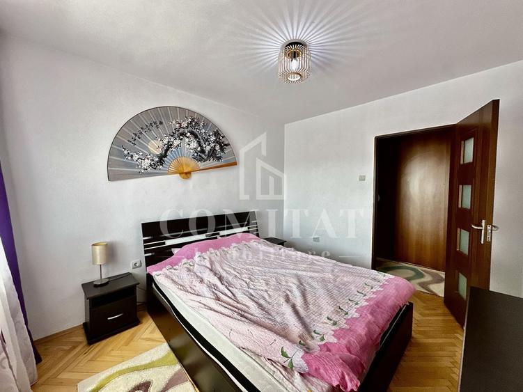 Apartament cu 3 camere semidecomandat, mobilat în Mănăștur