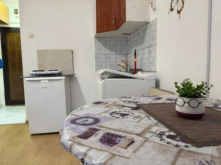 Garsonieră nedecomandată în Soarelui