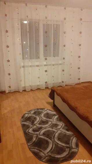 Apartament cu 2 camere decomandat în Craiovița Nouă