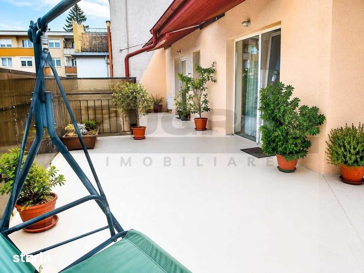 Apartament cu 4 camere decomandat în Între Lacuri — fotografia 1