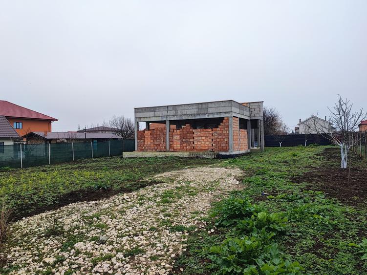 Teren Construcții intravilan de 1334 mp, în Km 5