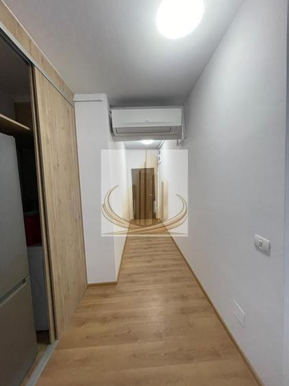 Apartament cu 3 camere, mobilat în Central