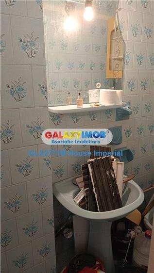 Apartament cu 3 camere decomandat în Basarabia