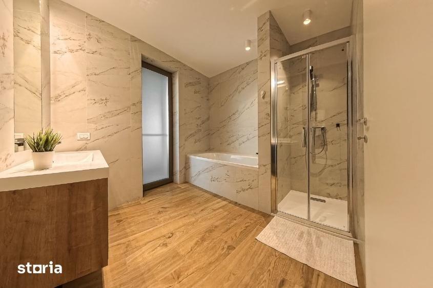 Apartament cu 5 camere decomandat, mobilat în Dacia