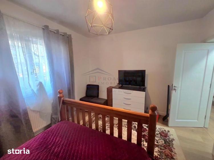 Casă cu 5 camere decomandat cu Teren 286 Mp în Moara