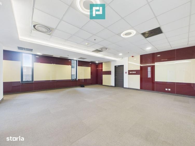 Spațiu comercial, de 325 mp, în Paltin