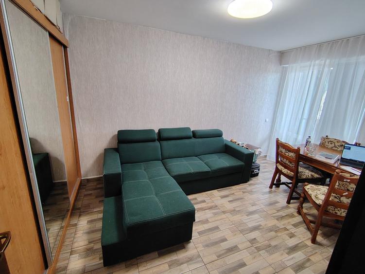Apartament cu 2 camere decomandat în Cug