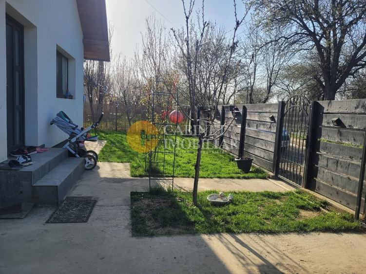 Casă individuală cu 3 camere cu Canalizare în Lunca Cetățuii