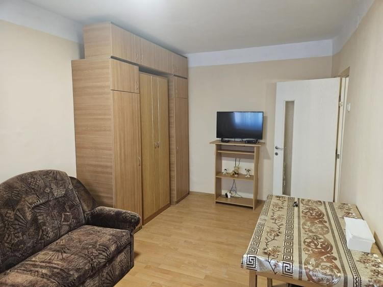 Garsonieră nedecomandată în UTA