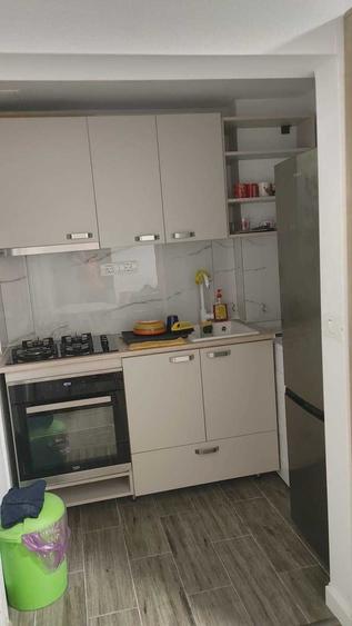 Garsonieră decomandată în Băneasa