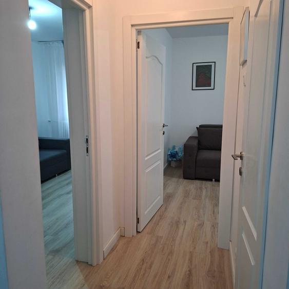 Apartament cu 3 camere în Drumul Taberei