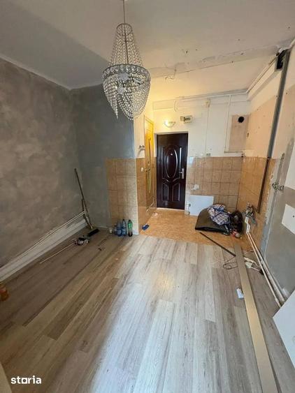 Vand Garsoniera Bulevardul Basarabia Confort 3 Centrala Proprie - 6