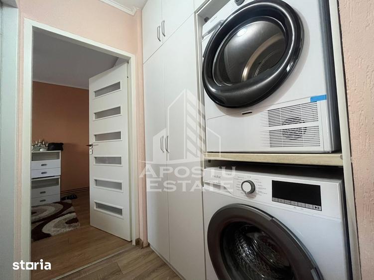 Apartament cu 3 camere decomandat în Confecții