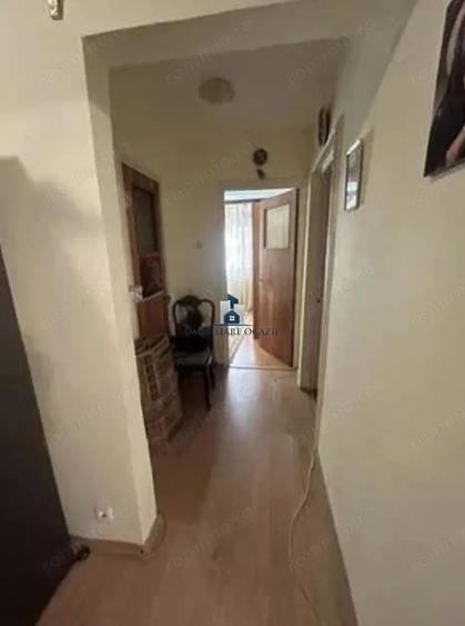 Apartament cu 3 camere decomandat în Giurgiului