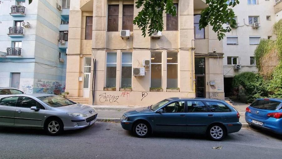 De inchiriat spatiu comercial central - 17