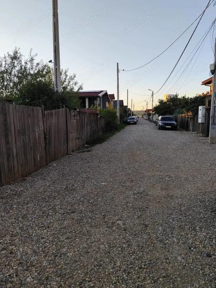 Teren de 522 mp, în Schela