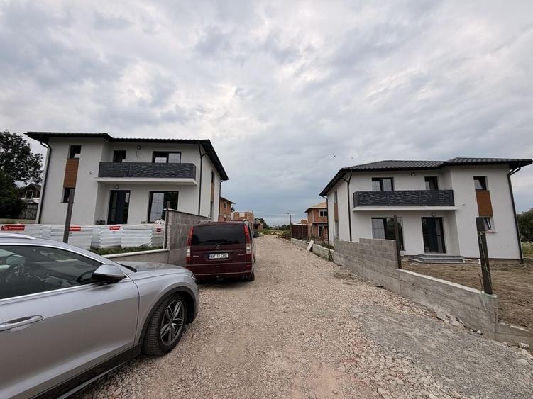 Casă cu 3 camere în Răchiți