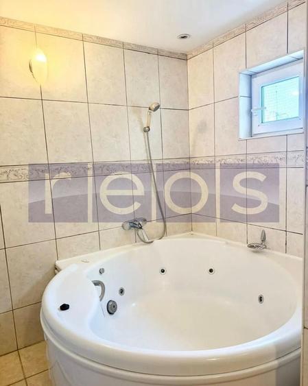 Apartament cu 4 camere, mobilat în Splaiul Unirii
