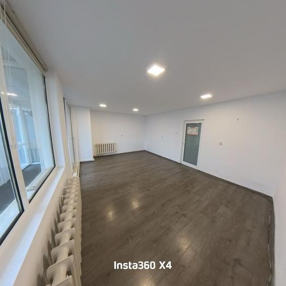 Spațiu comercial, de 32 mp, în Independenței