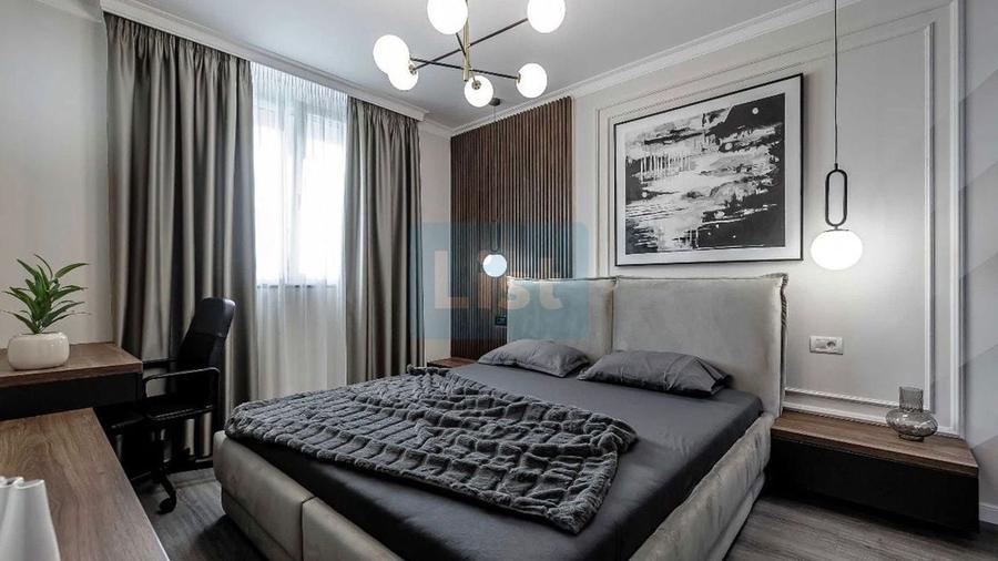Apartament cu 3 camere decomandat, mobilat în Polivalentă