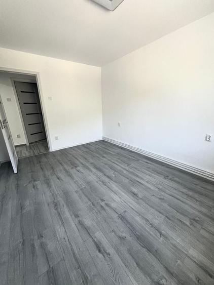 Apartament cu 2 camere decomandat în Tudor