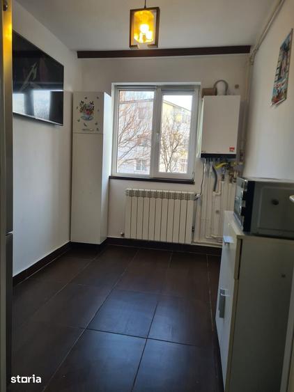 Apartament cu 4 camere în Inel II