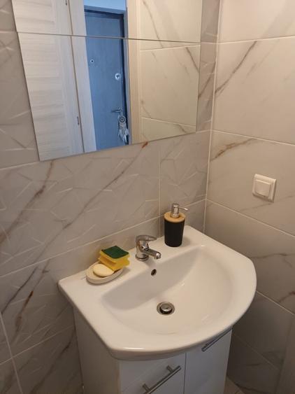 Garsonieră decomandată în Berceni